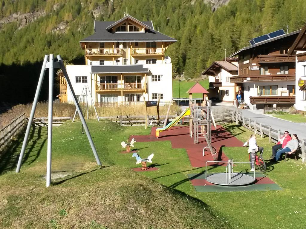 Haus Sonnschein Bed & Breakfast Сьолден Екстериор снимка
