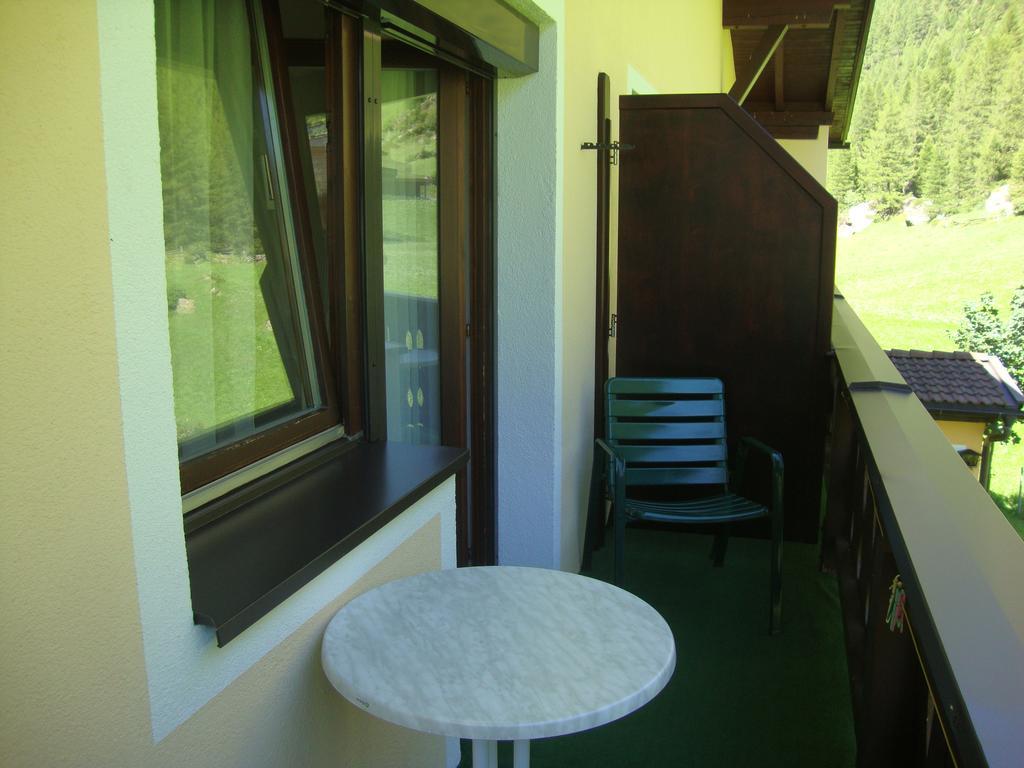 Haus Sonnschein Bed & Breakfast Сьолден Екстериор снимка
